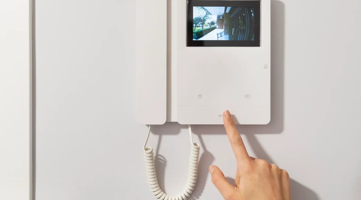 Intercom-wiring